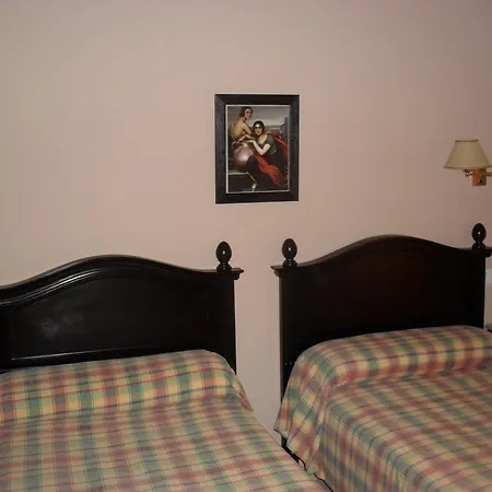 Guest house San Luis 2*